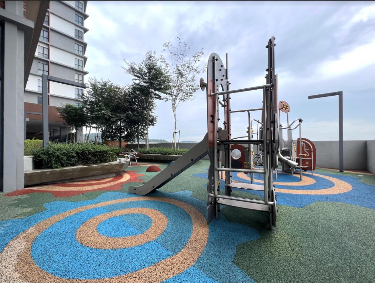Free Parking # 2 Bed Family Bellsuite - Sepang Klia Kota Warisan Extérieur photo