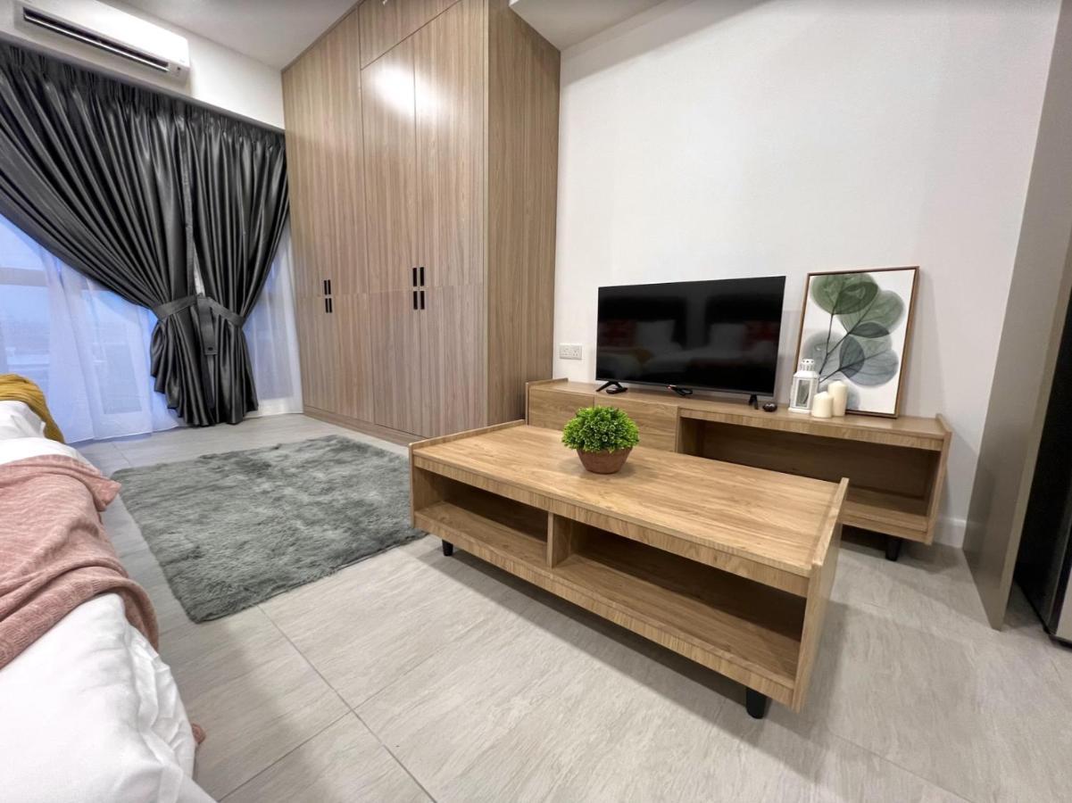 Free Parking # 2 Bed Family Bellsuite - Sepang Klia Kota Warisan Extérieur photo