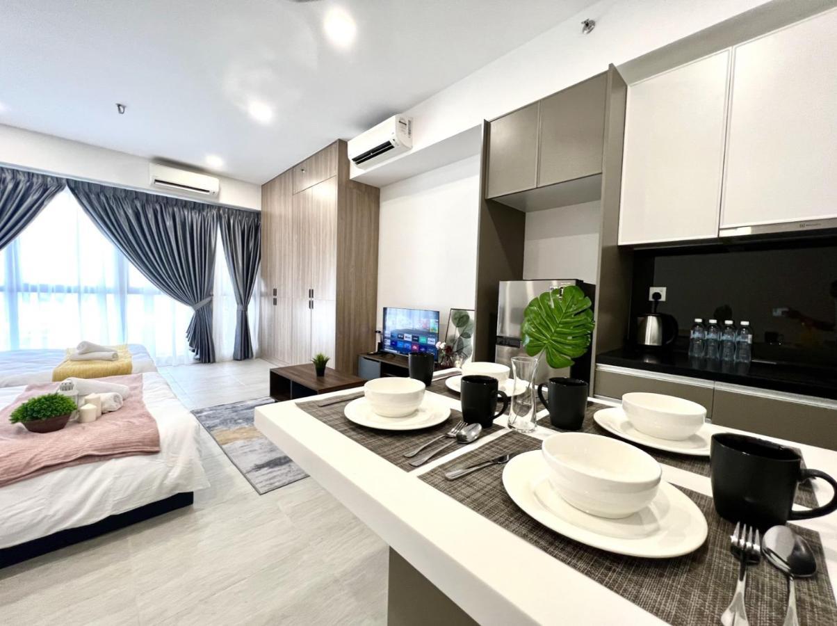 Free Parking # 2 Bed Family Bellsuite - Sepang Klia Kota Warisan Extérieur photo